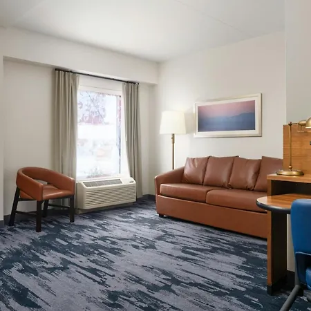 Fairfield Inn & Suites By Marriott Newark Liberty International Airport-2